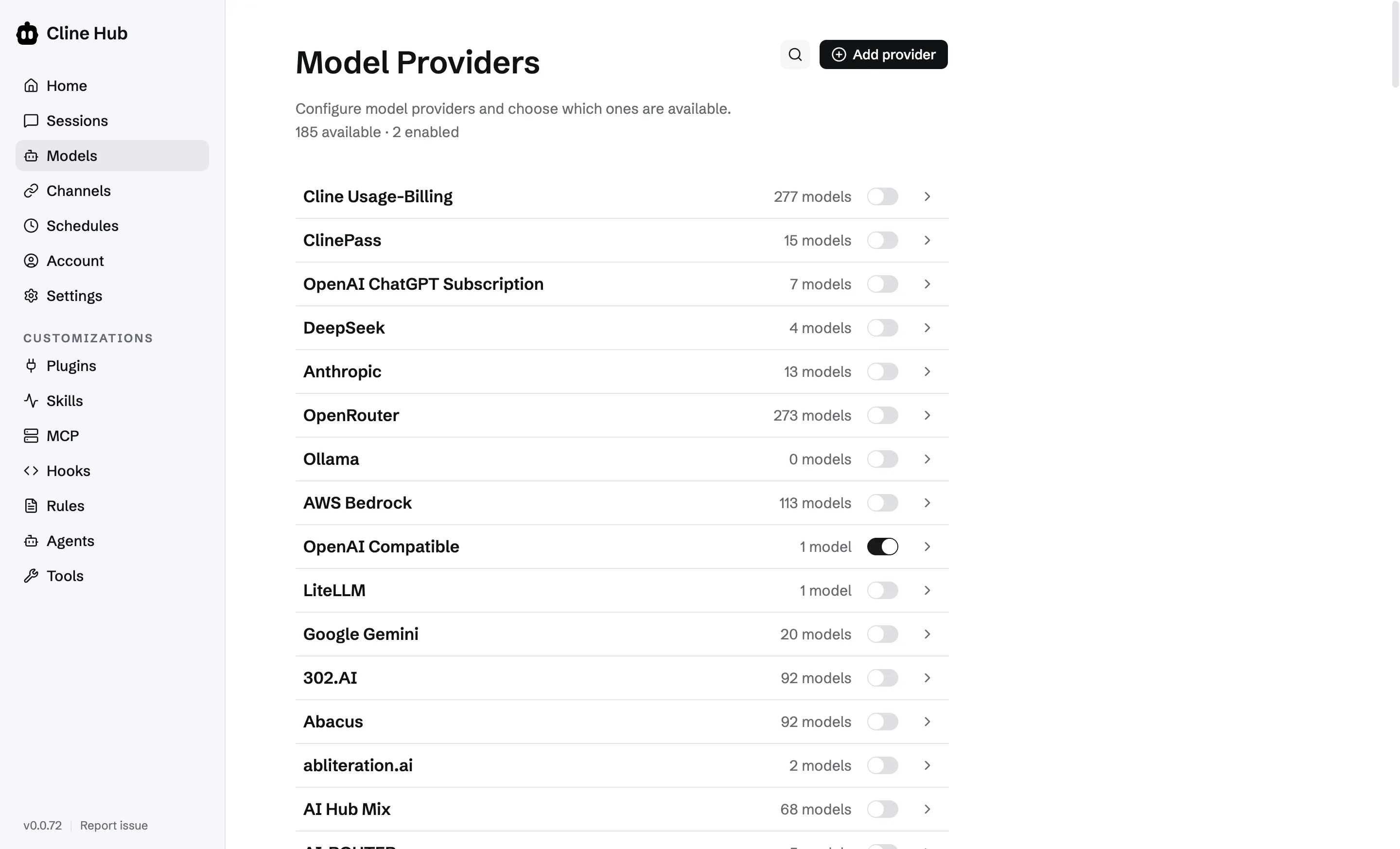 Экран Model Providers в Cline со списком из 185 доступных провайдеров, из которых включены два, включая Cline Usage-Billing, OpenRouter, AWS Bedrock, LiteLLM и включённый пользовательский пункт OpenAI Compatible