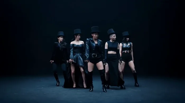 Five-Member Girl Group — Hard-Light Dance Break